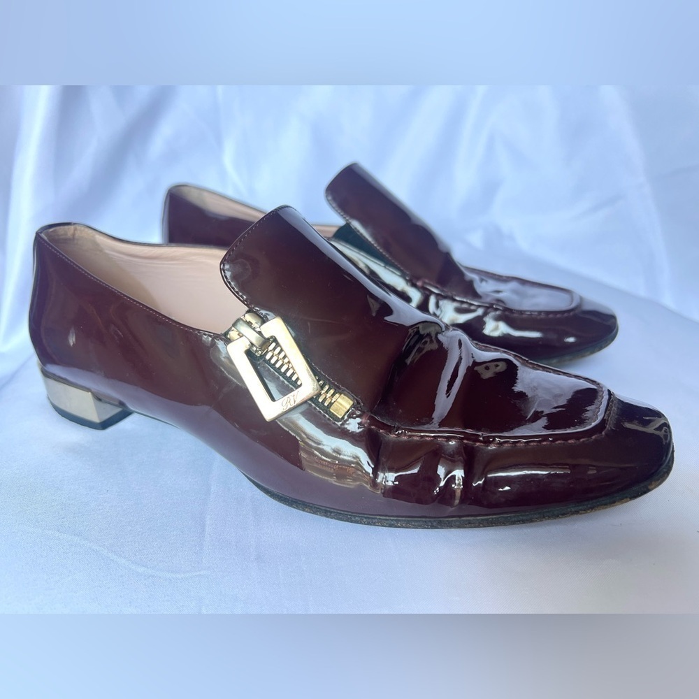 Roger Vivier Polly Burgundy and Gold Patent Leather Loafer Shoes 9 - Picture 4 of 11